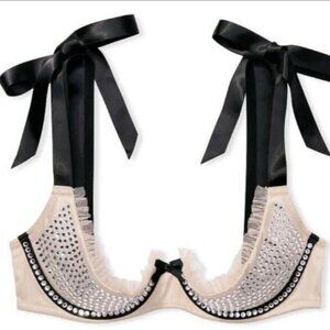 NWT 36C Victoria’s Secret Dream Angels Bra (Quarter Cup White Rhinestones & Bow)